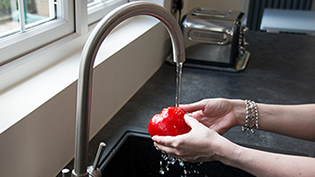 Washing vegetables